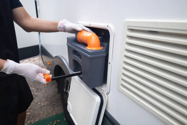 Best Affordable portable toilet rental  in Vineyard, CA